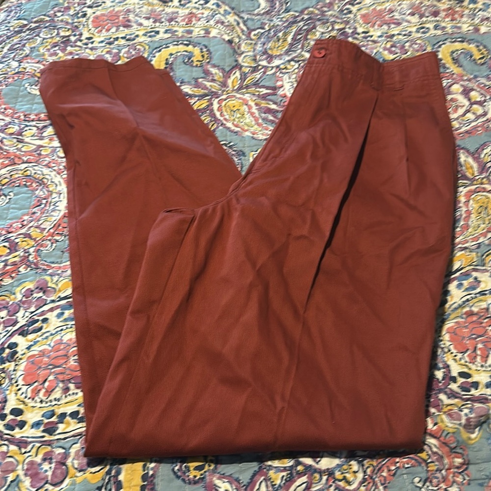 Hunt Club docker style pleated front. Cinnamon color